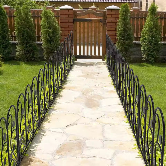 5-Piece Decorative Metal Garden Fence – Black or White – product image